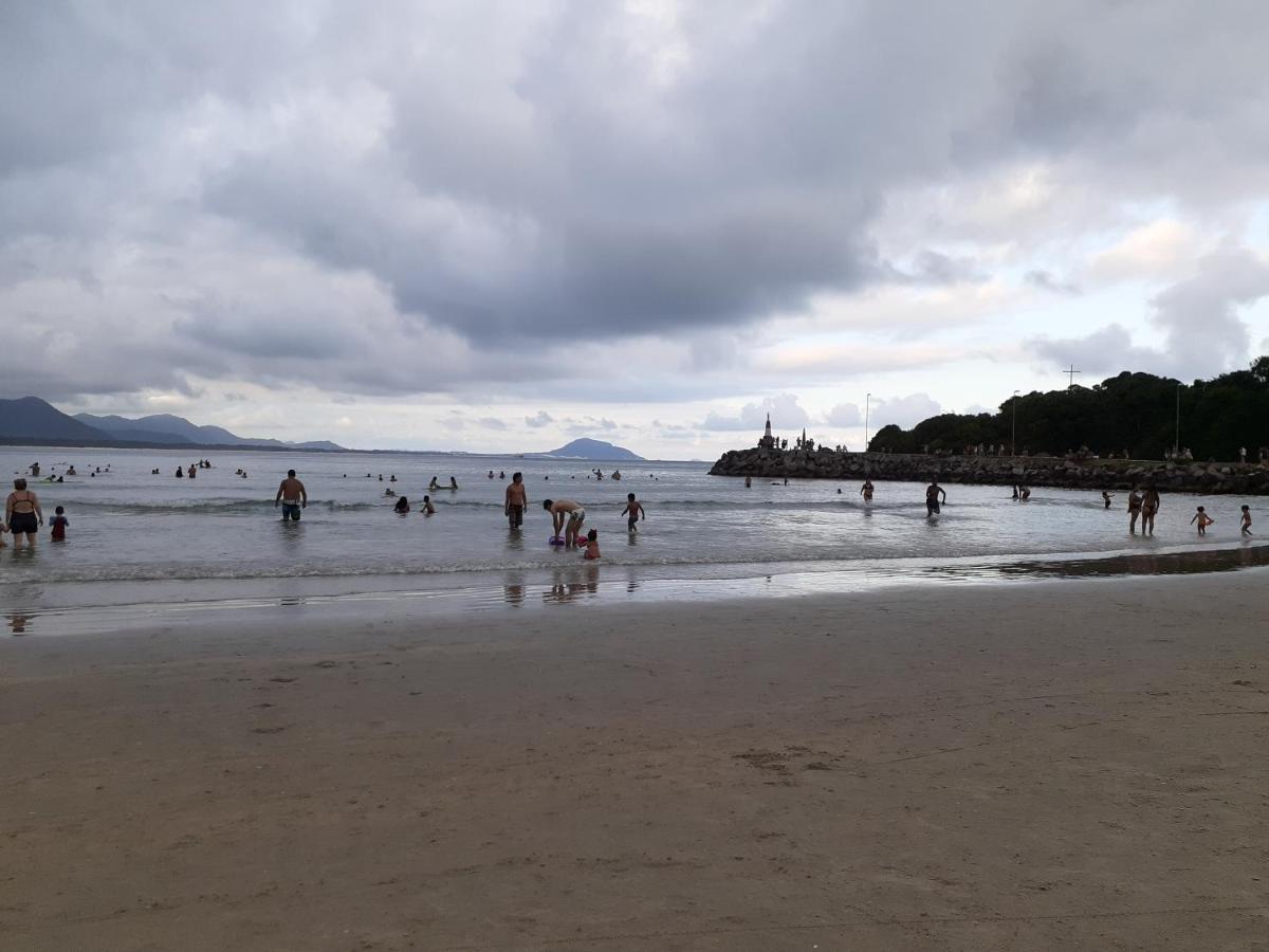 Apto Terreo De Temporada * Florianópolis